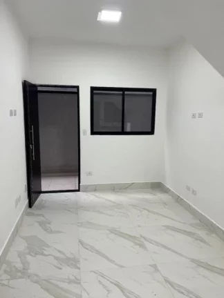 Imagem EXCELENTE OPORTUNIDADE!!! Casa de condominio no Maracanã 2 dormitórios!