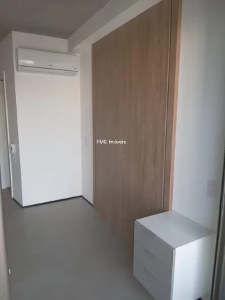 Imagem Apartamento para locação em São Paulo-SP, no bairro Cerqueira César: 1 quarto, 1 sala, 1 banheiro, 24m² de área.