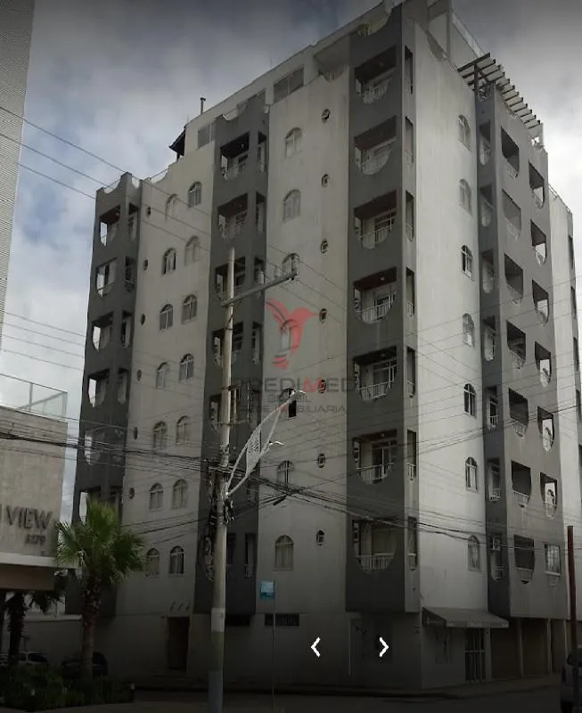 Imagem Apartamento mobiliado, a apenas 100 metros do mar no centro de Balneário Piçarras