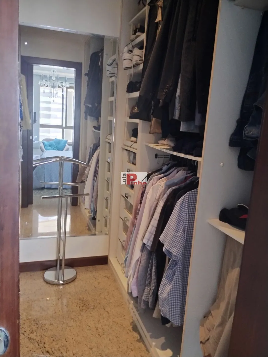 Foto do imóvel: Apartamento na Graca com 4 Suites