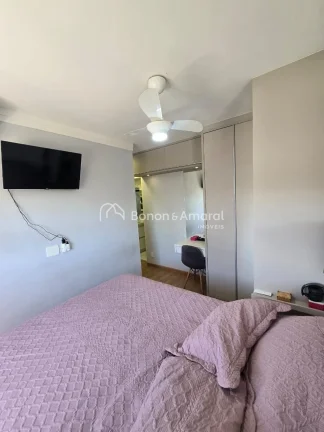 Imagem Com 68 m² de área útil, este apartamento totalmente reformado combina conforto, sofisticação e ...
