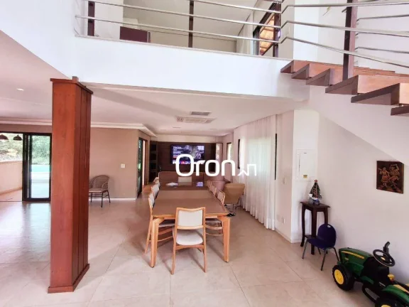 Imagem Sobrado à venda, 371 m² por R$ 3.800.000,00 - Residencial Aldeia do Vale - Goiânia/GO