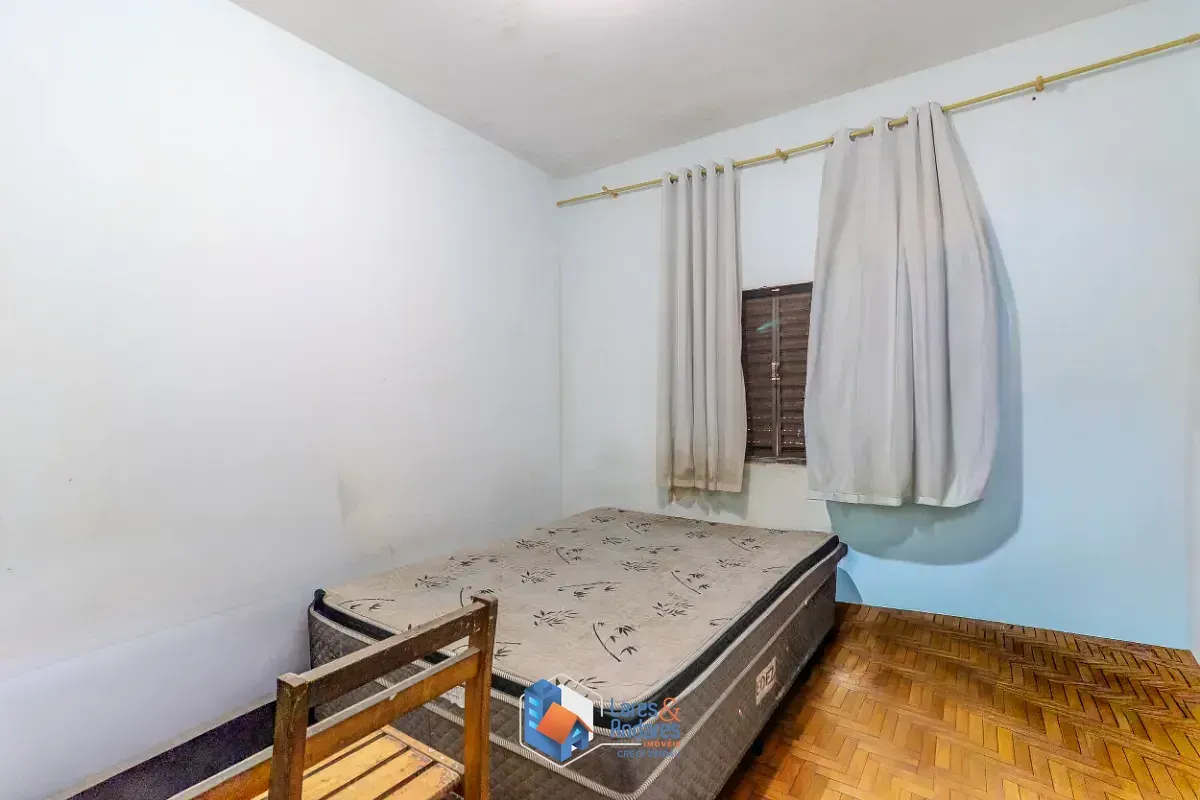Imagem Casa para venda em Jardim Jabaquara com 8 quartos, sendo 1 suíte, 300m²