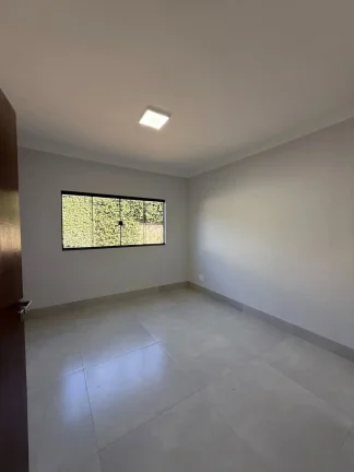 Imagem Casa 3/4 C Suite Sozinha No Lote No Jardim Canedo 1
