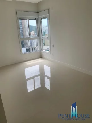 Imagem Apartamento Zona Central para Venda em Balneário Camboriú, CENTRO, 4 dormitórios, 4 suítes, 5 banheiros, 3 vagas