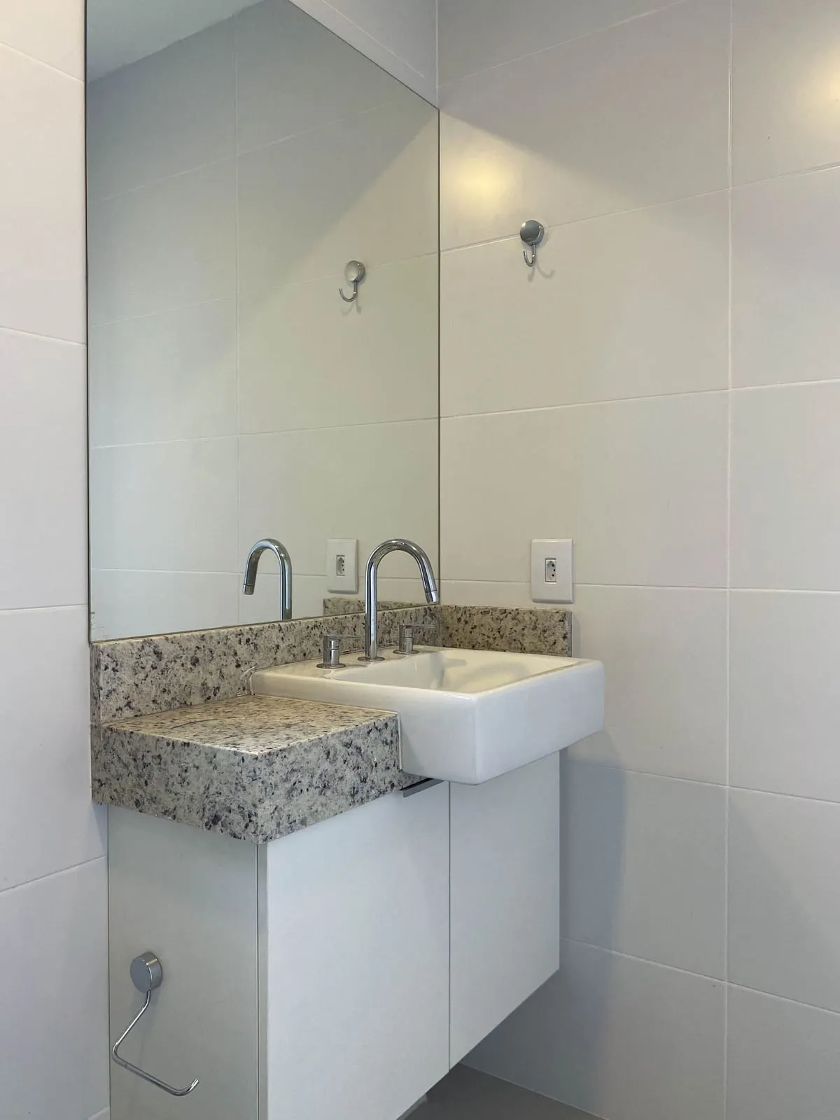 Imagem Apartamento com 2 Quartos para alugar, 85m² - Moema