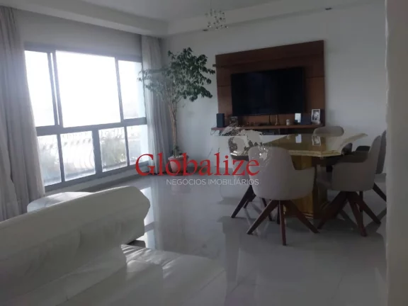 Imagem Apartamento à venda com 195m², 3 quartos, 1 suíte, closet, frente Mar por R$2.200,00 na Ponta da Praia em Santos