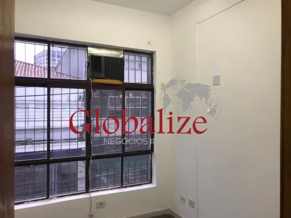 Imagem Sala comercial à venda no Centro de Santos por R$ 220.000,00