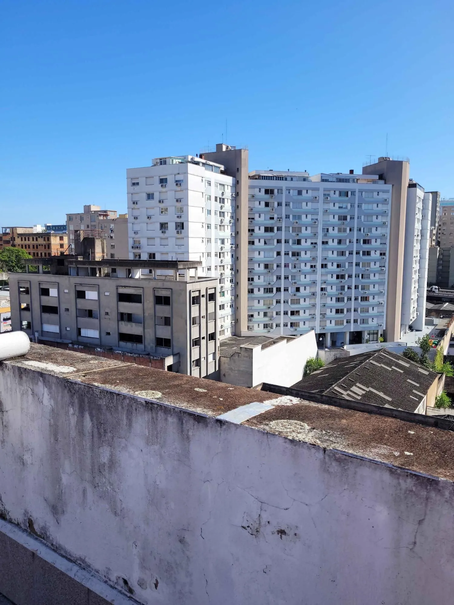 Imagem Conjunto de Salas Comerciais na barros cassal esquina Farrapos