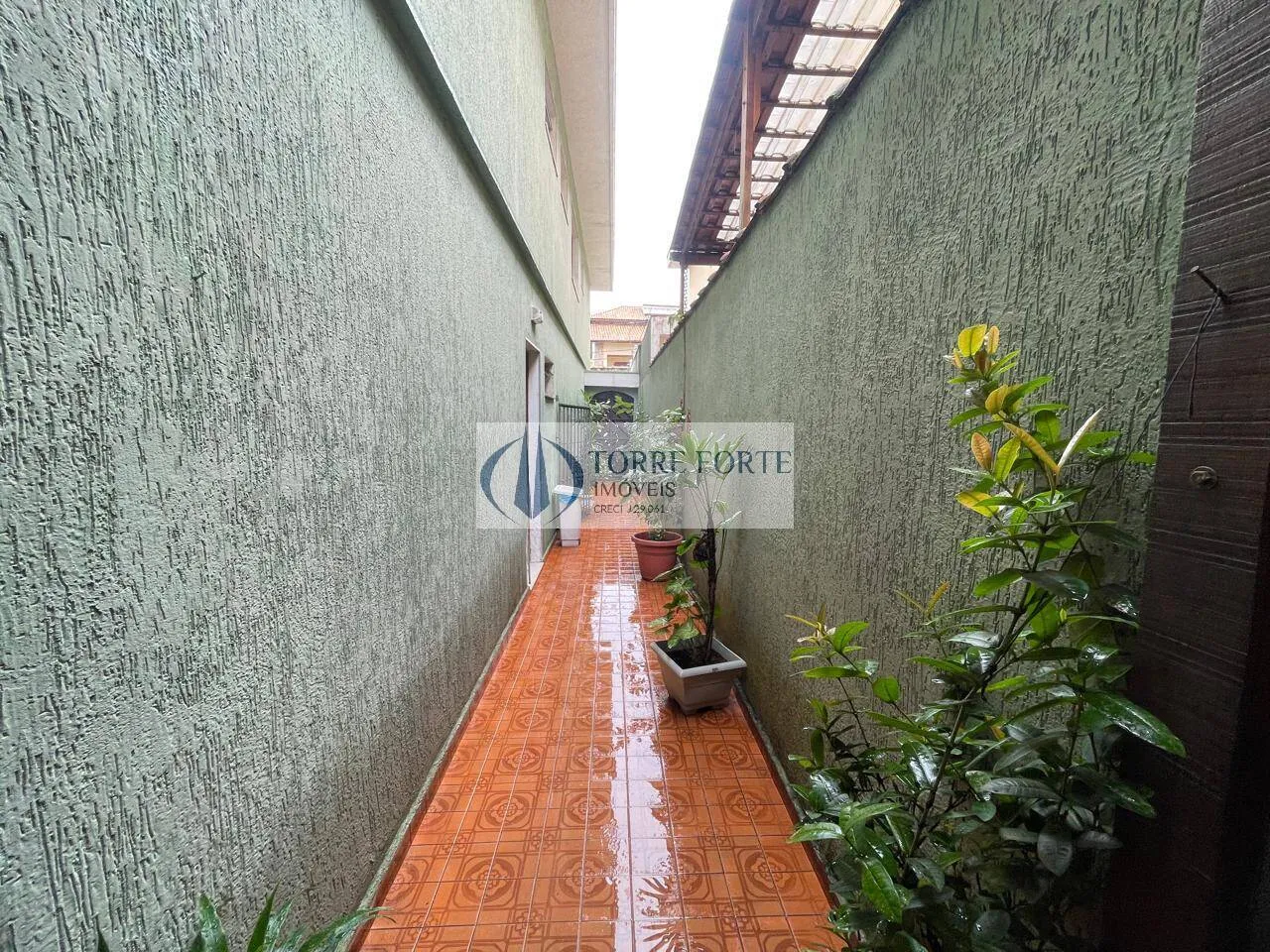 Imagem Sobrado 3 dormitórios, 1 suíte, 2 vagas, no Jardim Vila Formosa