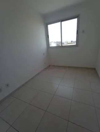 Imagem 03 quartos, 1 suíte em Itapuã de frente para rua, vista livre