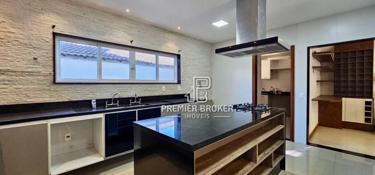 Imagem Casa à venda, 248 m² por R$ 997.000,00 - Vargem Grande - Teresópolis/RJ
