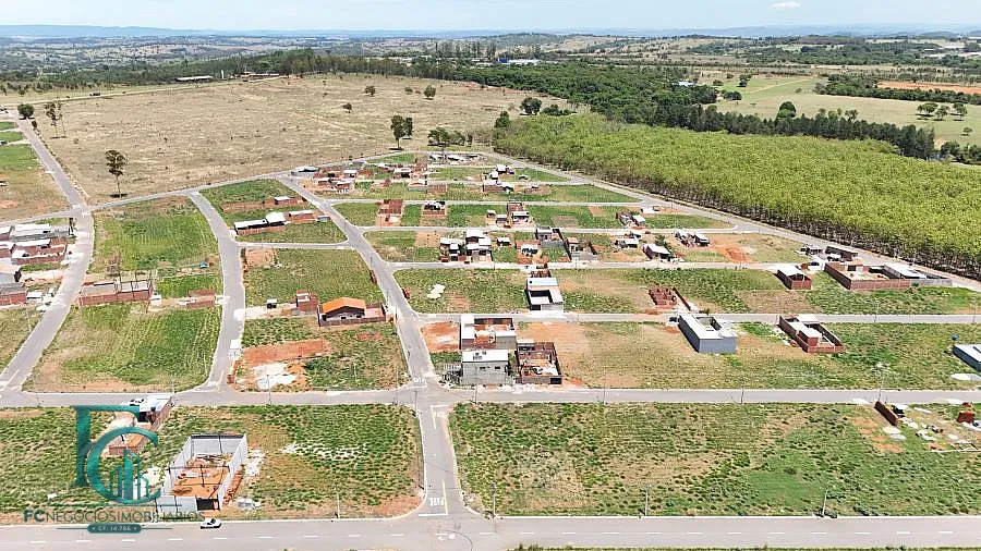Imagem SEU LOTE NO LUAR PARK PODE COMEÇAR COM UMA PEQUENA ENTRADA!