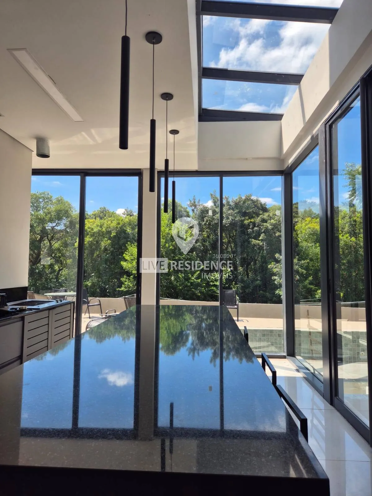Imagem Magnífica Casa à Venda no Condomínio Reserva Santa Rosa em Itatiba/SP.