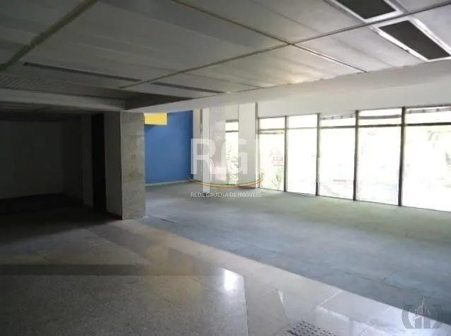 Imagem Loja para Venda - 500m², 0 dormitórios, 3 vagas - Moinhos De Vento