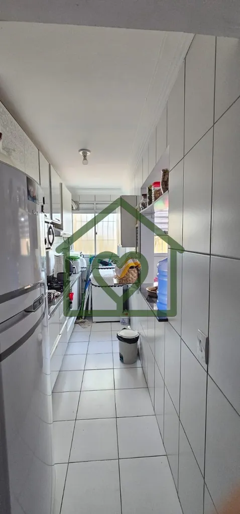 Imagem Descubra o conforto e a praticidade deste apartamento, localizado no charmoso bairro da Glória, em ...