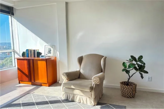 Imagem Sala para venda no bairro Centro Histórico em Porto Alegre