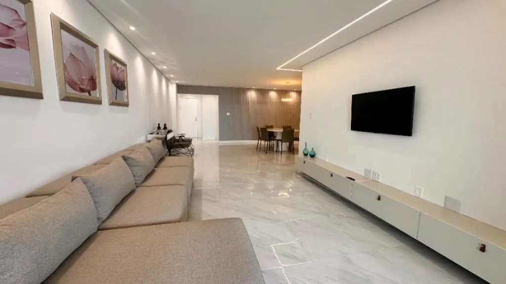 Imagem APARTAMENTO COM 190,00 m² - CANTO DO FORTE - PRAIA GRANDE SP