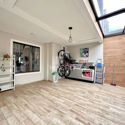 Imagem Casa Geminada I Baependi I 3 quartos (1 suíte) | 131m²