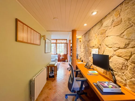 Imagem Casa de Condomínio em Campos do Jordão
