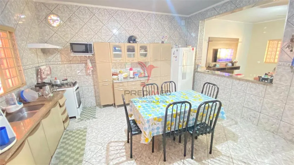 Imagem Casa de 3 quartos, 194m² no bairro Jardim Príncipe, em Lençóis Paulista