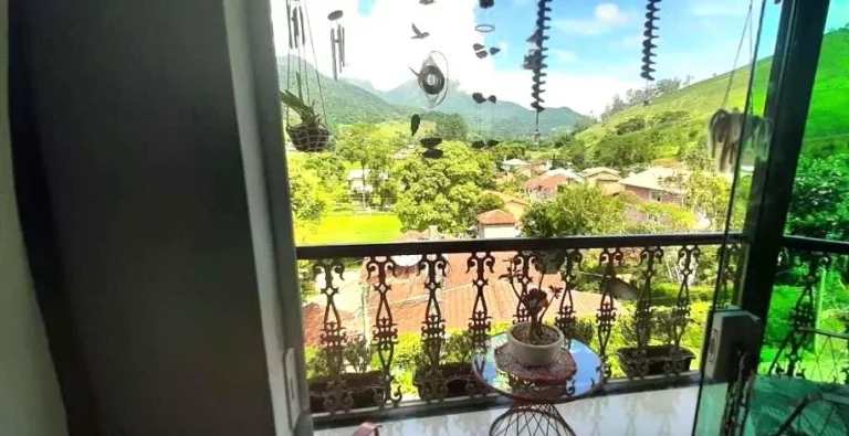 Imagem Casa para Venda em Teresópolis, Vargem Grande, 4 dormitórios, 1 suíte, 2 banheiros, 2 vagas