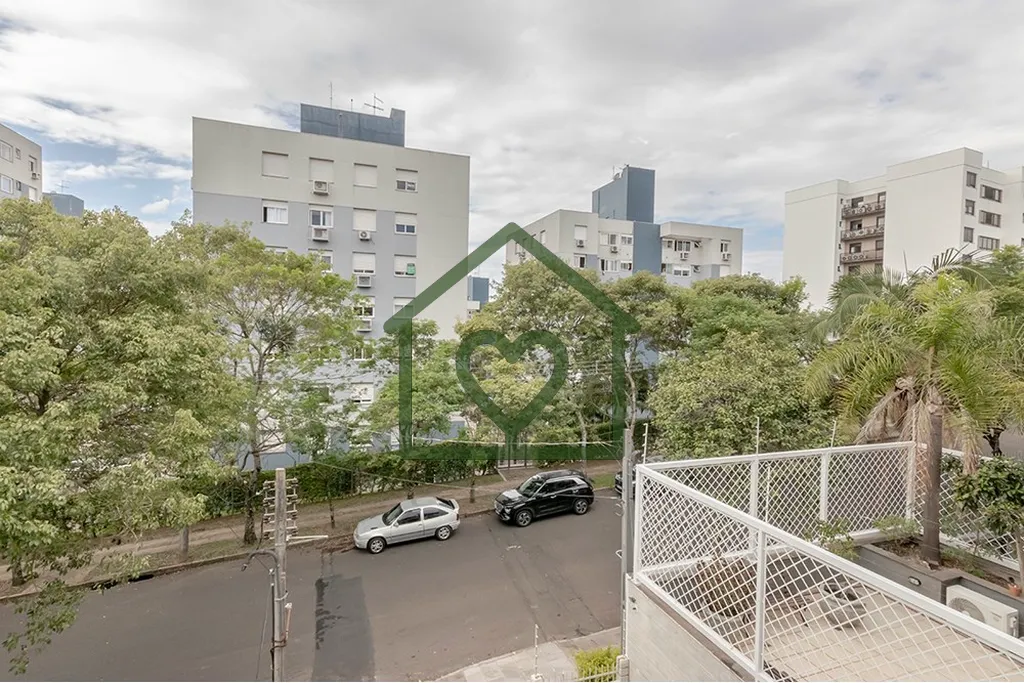 Imagem Realize seus sonhos nesta bela casa à venda em ótima condição no coração da área residencial ...