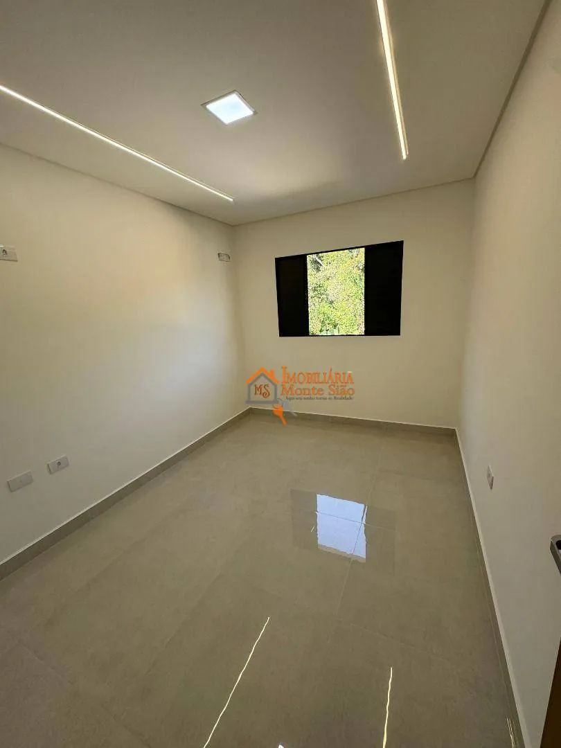 Imagem Sobrado com 3 dormitórios à venda, 100 m² por R$ 990.000,00 - Carmela III - Guarulhos/SP