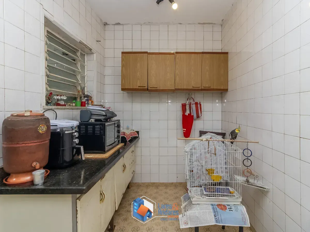 Imagem Sobrado para venda em Vila Paiva com 4 quartos, sendo 3 suítes, 210m²