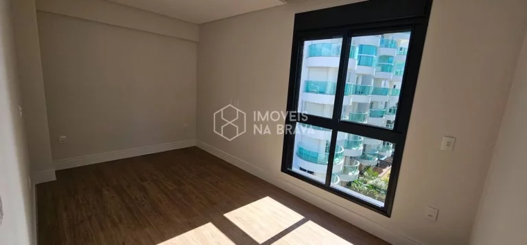 Imagem COBERTURA DUPLEX A VENDA - 4 SUITES E 5 VAGAS - PRAIA BRAVA - ITAJAI/SC