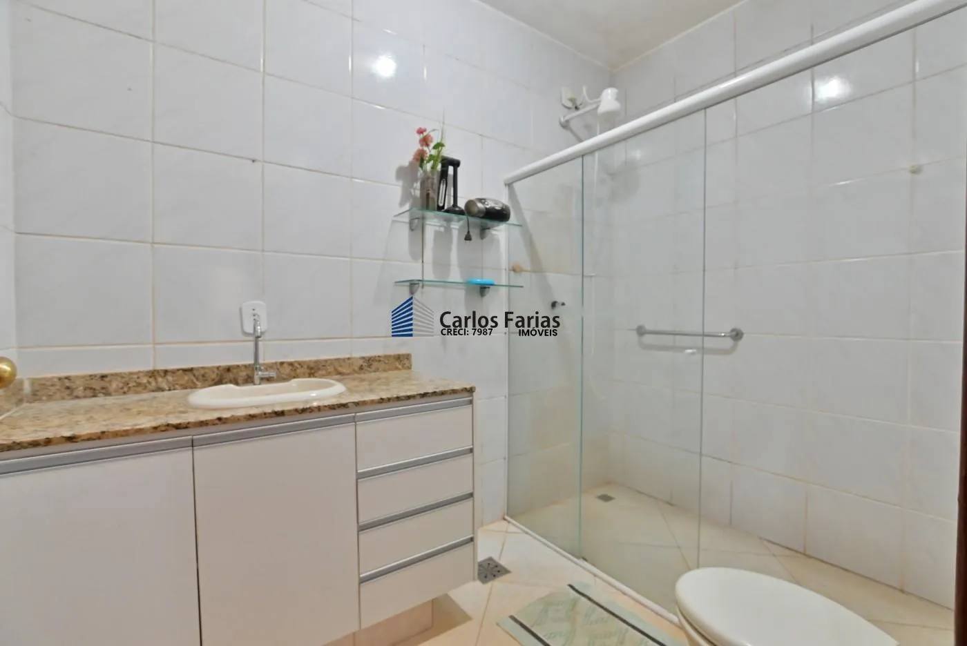 Imagem Casa em Condomínio para Venda em Brasília, Setor Habitacional Tororó (Jardim Botânico), 6 dormitórios, 3 suítes, 5 banheiros, 4 vagas