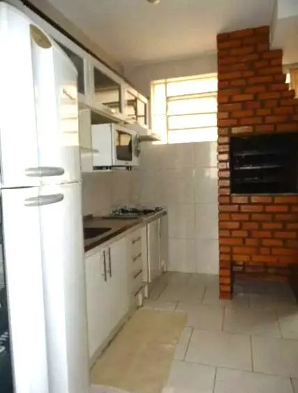 Imagem Apartamento no bairro Medianeira de 3 dormitórios DESOCUPADO