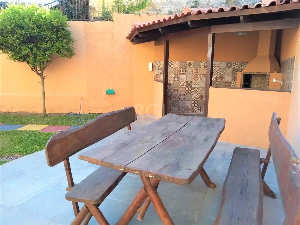 Imagem Casa Condominio para Venda - 144.97m², 3 dormitórios, sendo 1 suites, 2 vagas - Cavalhada