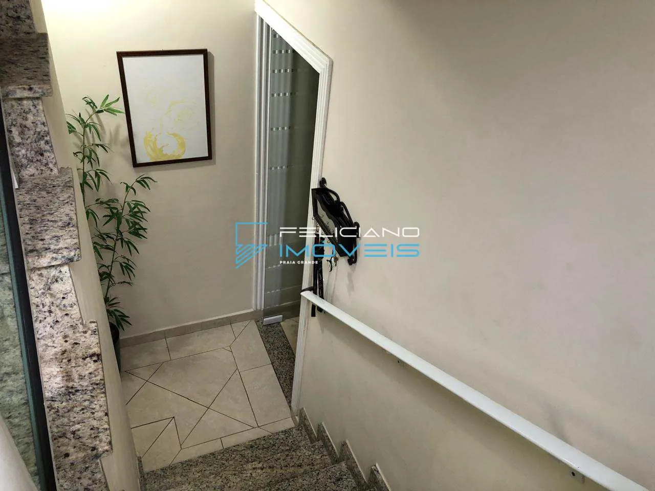 Imagem Sobrado com 3 quartos, Aviação, Praia Grande - R$ 889 mil, Cod: 7497