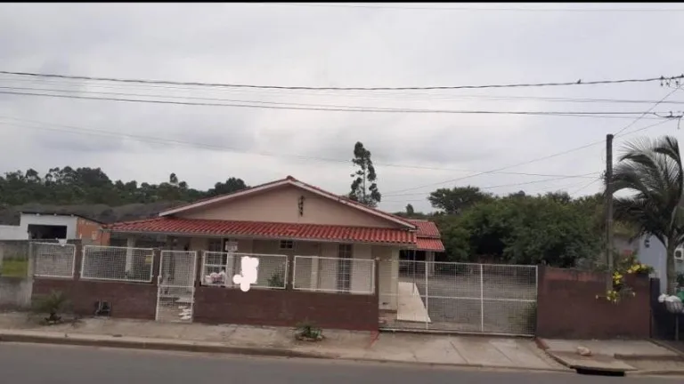 Imagem Casa com 3 Quartos à Venda, 180 m² em Rio Maina - Criciúma