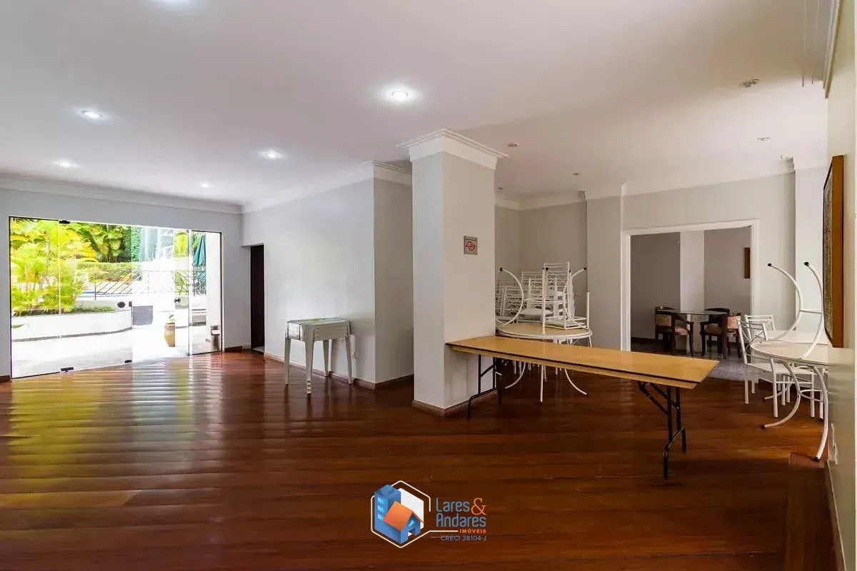 Imagem APTO À VENDA, COM 154M², 4 QUARTOS (1 SUÍTE), SACADA ENVIDRAÇADA, PISO EM PORCELANATO E PLANEJADOS EM TODOS AMBIENTES 8º ANDAR, 2 VAGAS VILA ANDRADE.