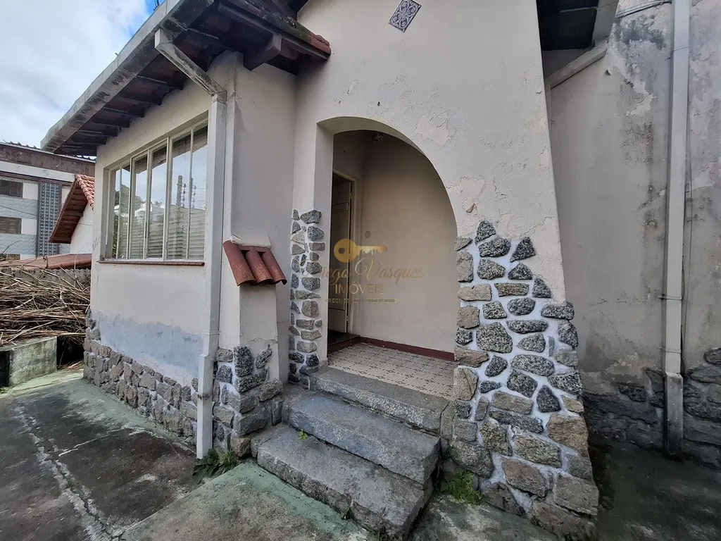 Imagem Casa para Venda em Teresópolis / RJ no bairro Várzea