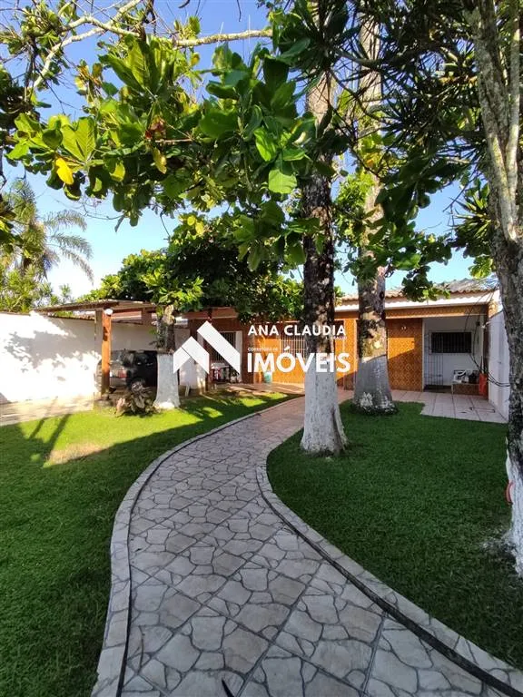 Foto do imóvel Casa lado praia em Itanhaém a 300 metros do mar em Av. Juquia, 5537 - JARDIM SUARÃO, ITANHAEM - SP