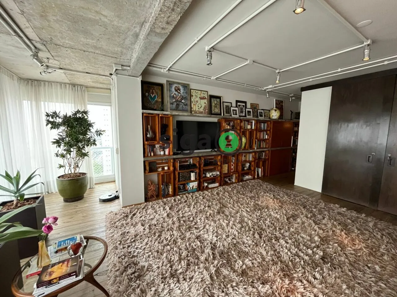 Imagem APARTAMENTO 233M² PARA VENDA E LOCACAO MOBILIADO COM 2 DORMITORIOS NO CAMPO BELO