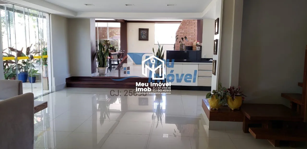 Imagem Casa 4 Quartos 1 Suíte 8 Vagas 350m² Jardim Botânico