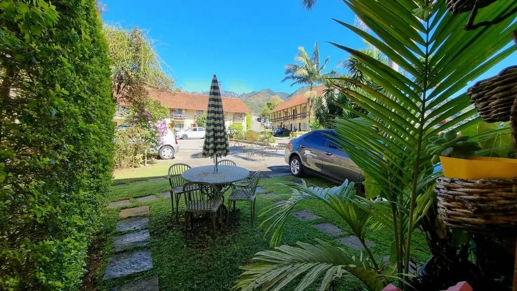 Imagem Casa em Condomínio para Venda em Teresópolis / RJ no bairro Cascata Guarani