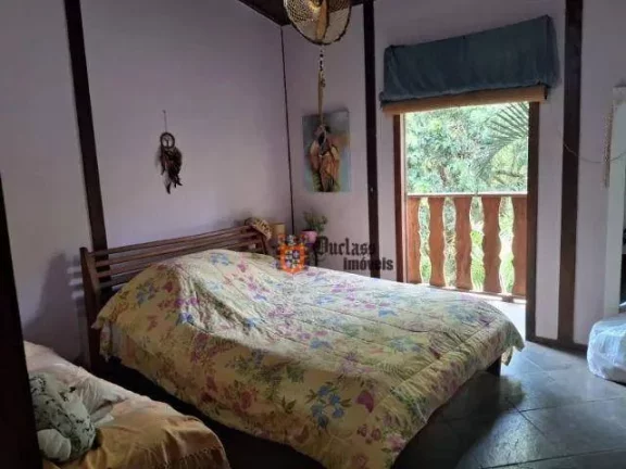 Imagem Casa com 6 dormitórios à venda, 224 m² por R$ 1.100.000,00 - Alpes da Cantareira - Mairiporã/SP