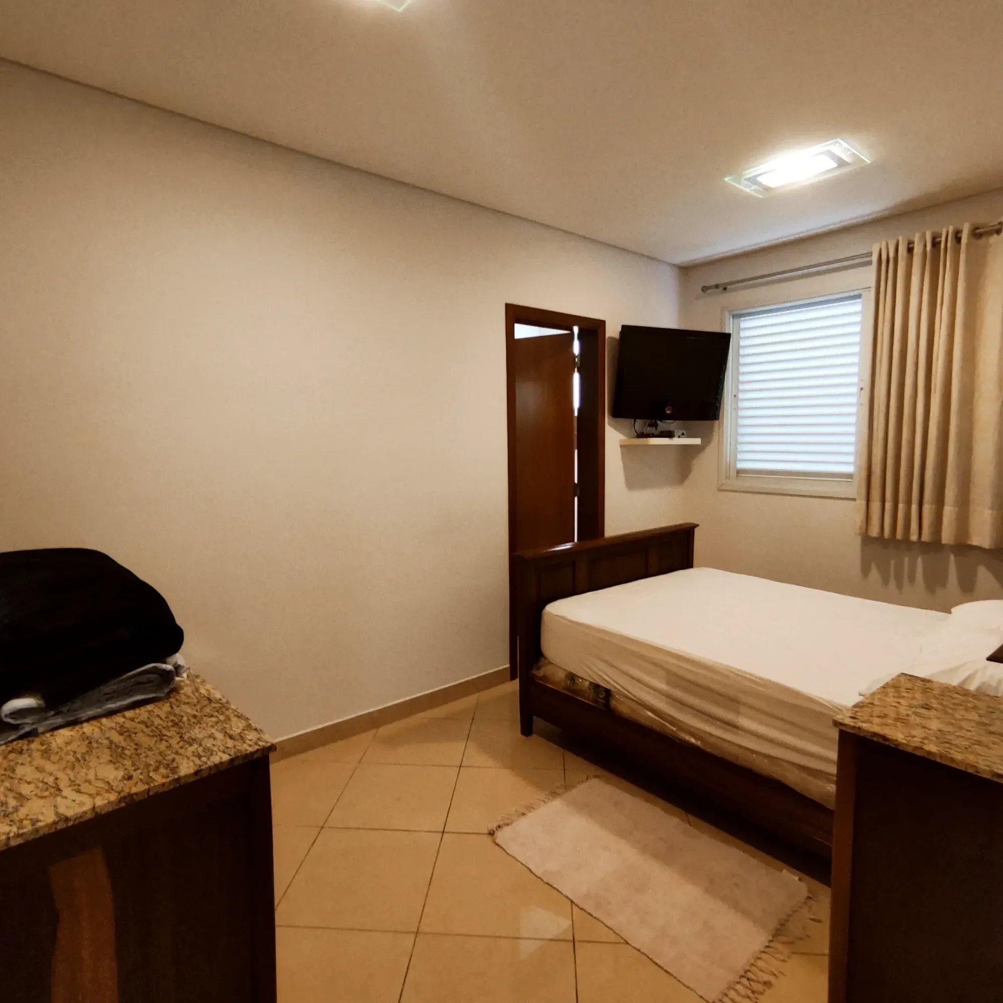 Imagem Casa de Condomínio com 4 Quartos à Venda, 374 m² em Medeiros - Jundiaí