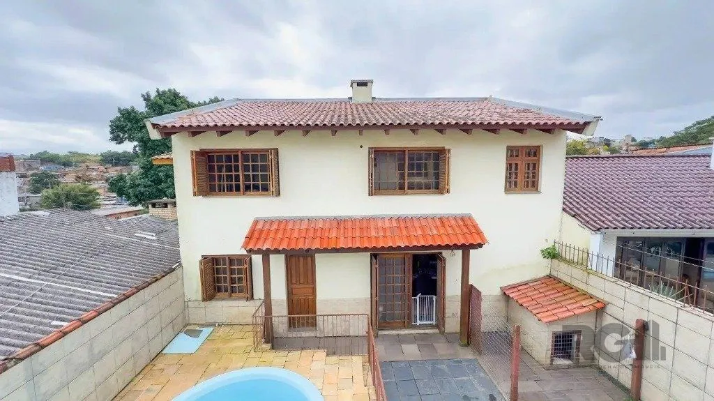 Imagem Casa com 4 quartos no bairro nonoai