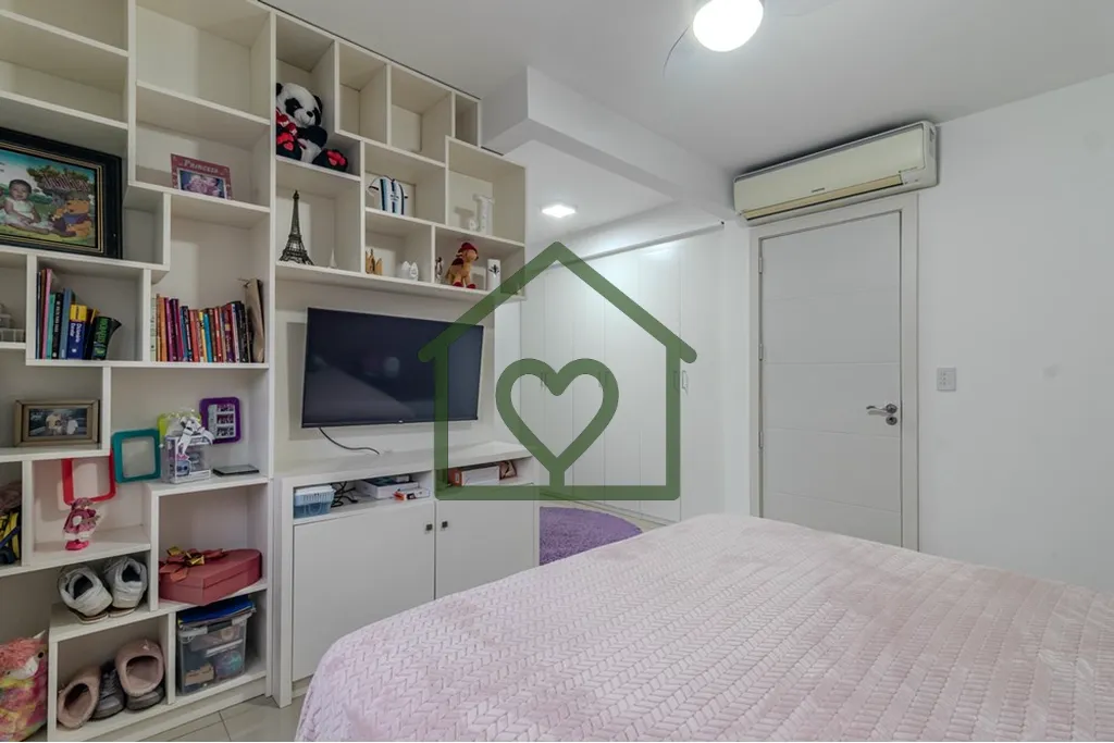 Imagem É com entusiasmo que apresento essa excelente oportunidade de moradia: uma bela casa em condomínio...