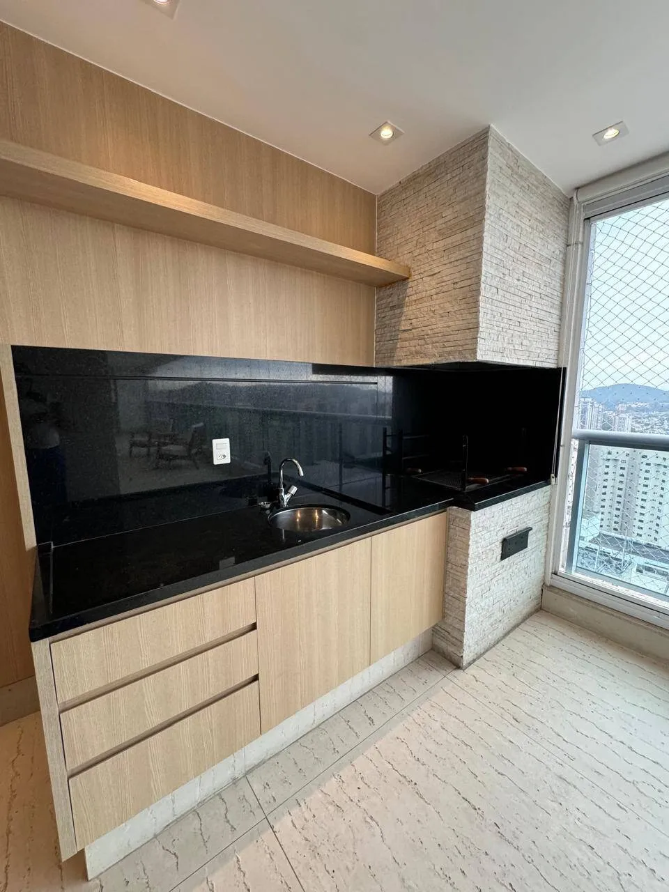 Imagem Apartamento Mobiliado no Centro de Alphaville - 3 Suítes e Sacada Gourmet