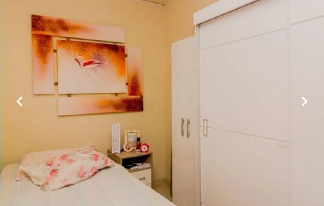 Imagem Sobrado de 3 Andares - Vila Nova