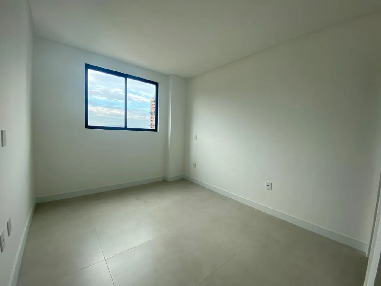 Imagem Apartamento com vista para o mar à venda com 130m2 por R$ 2.300.000,00