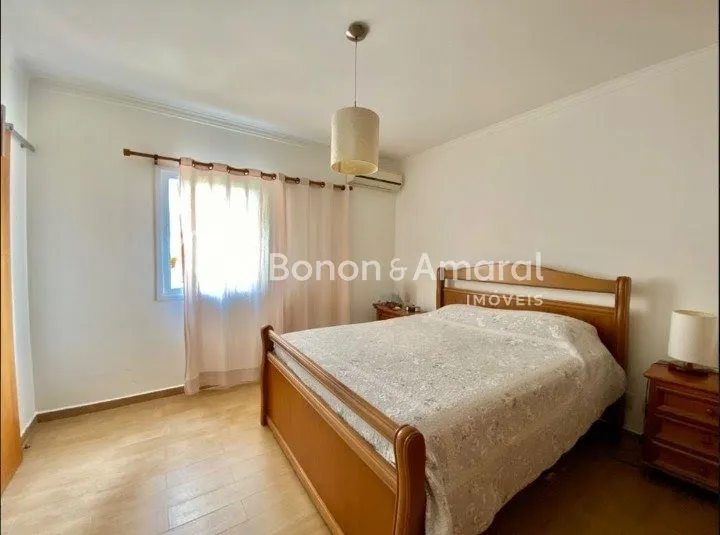 Imagem Casa com 179 m² e 3 Quartos