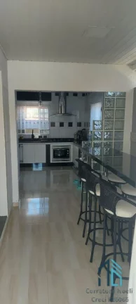Imagem Casa a venda em condomínio 03 quartos c/suíte, 03 vagas Bairro Guarujá em Colombo -PR